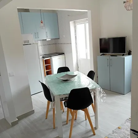 Carolina Do Mar * Nazaré